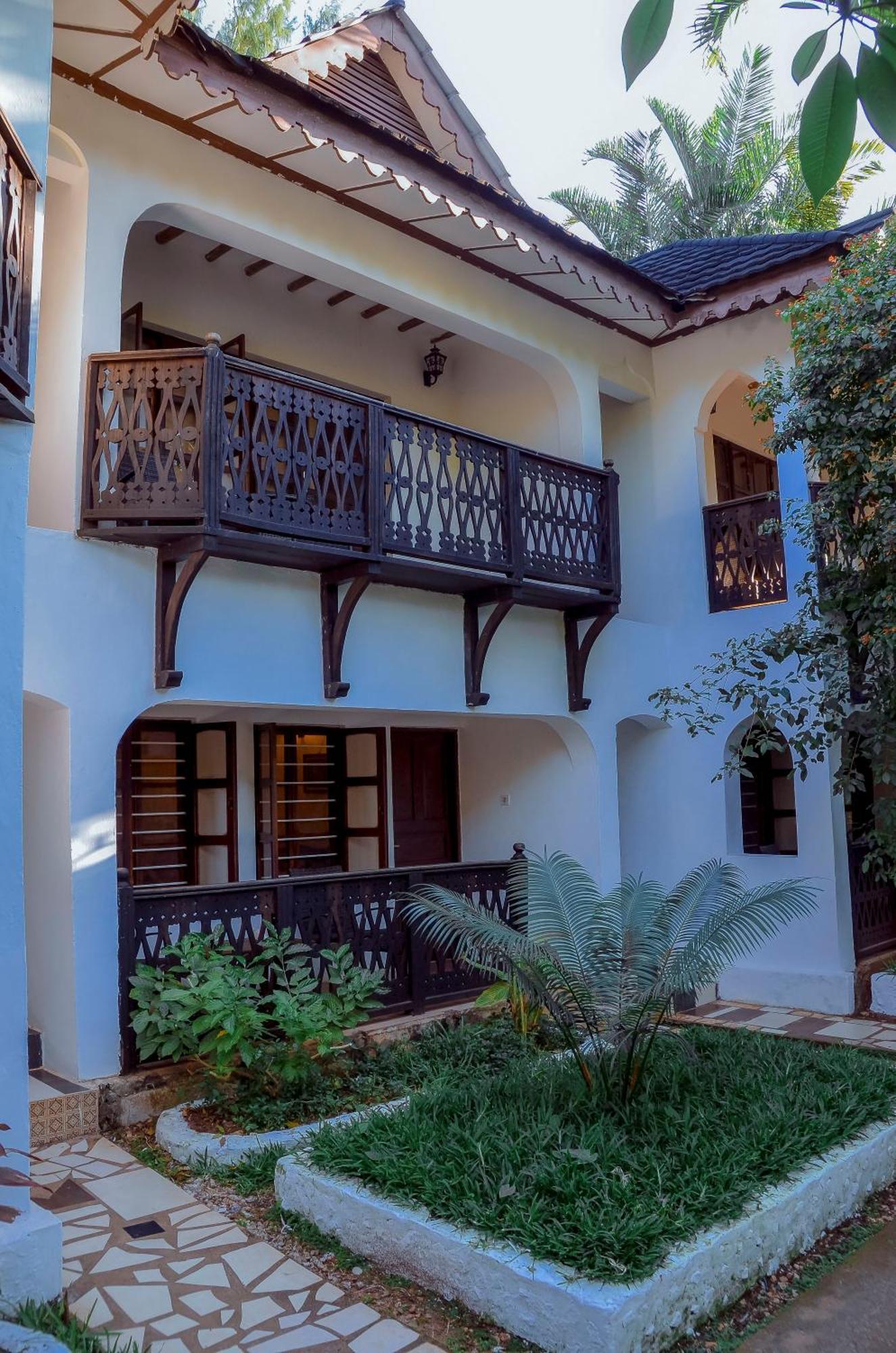 Langi Langi Beach Bungalows Nungwi Exterior photo